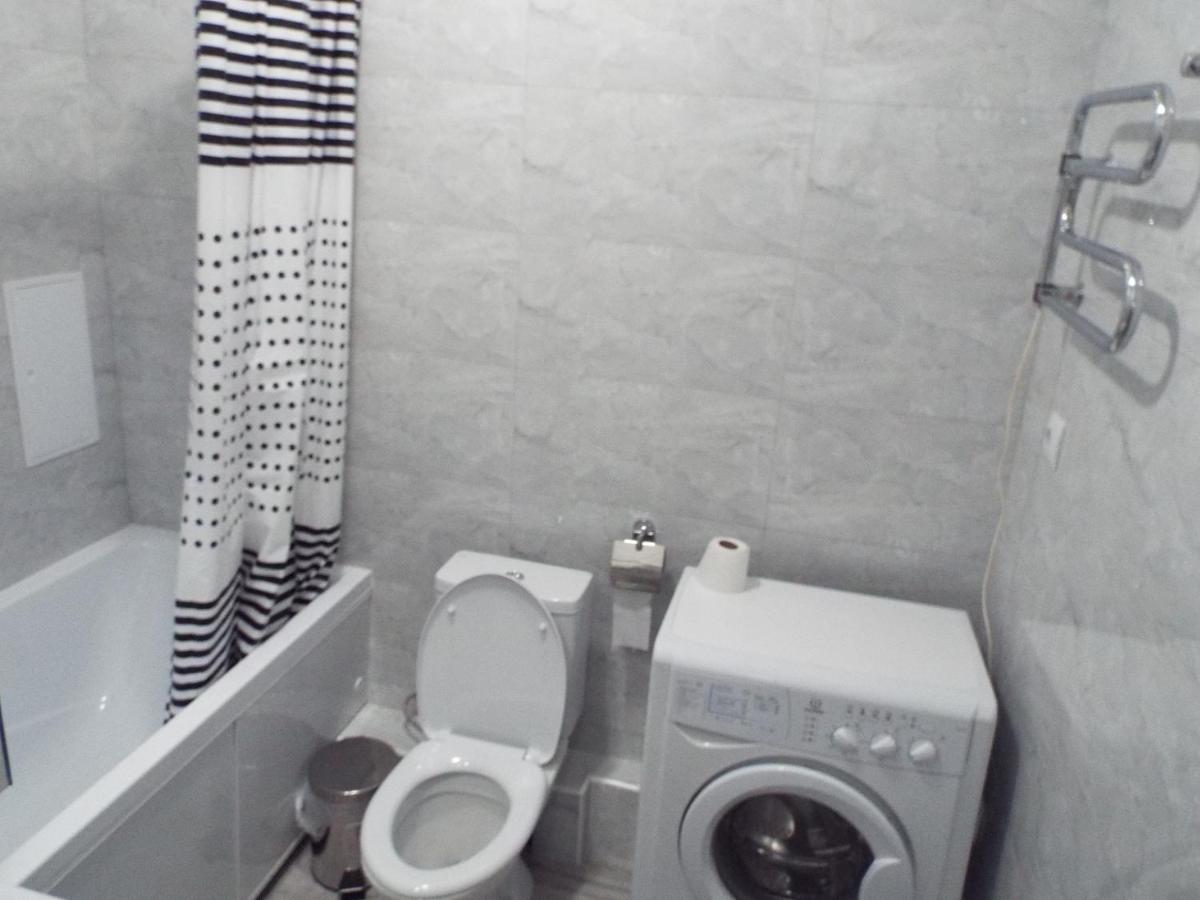 Esil Plaza Apartment Астана Екстериор снимка